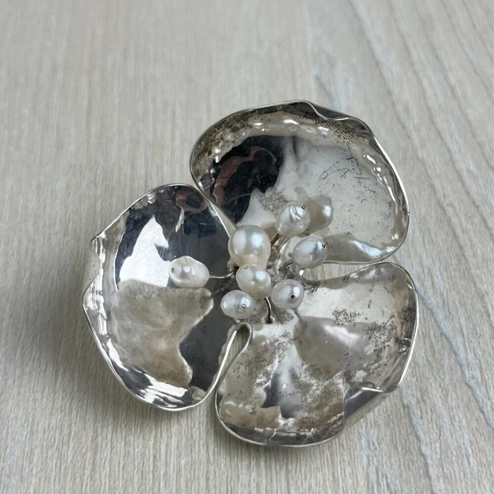 Vintage Sterling Silver Flower Brooch Signed Paulette Loomis Approx 13g